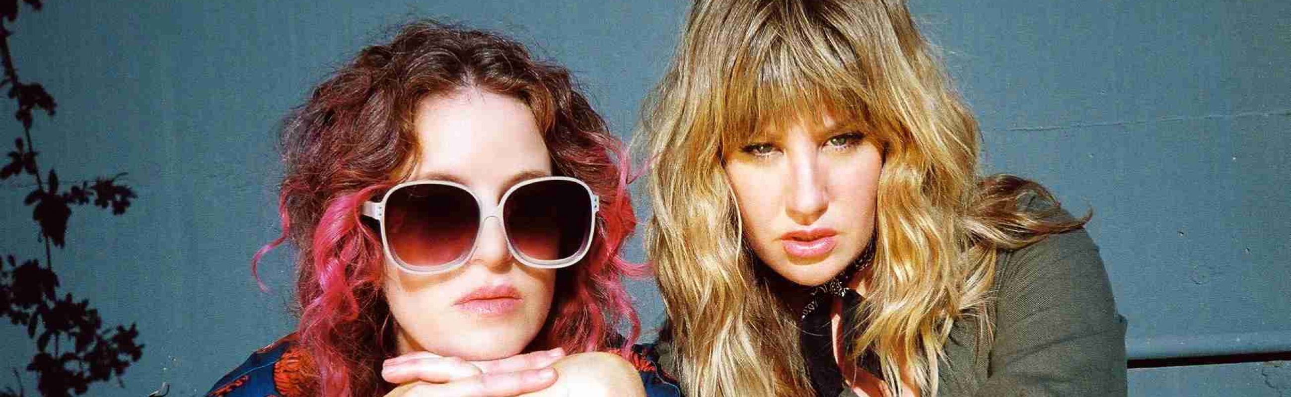 DEAP VALLY PHOTO