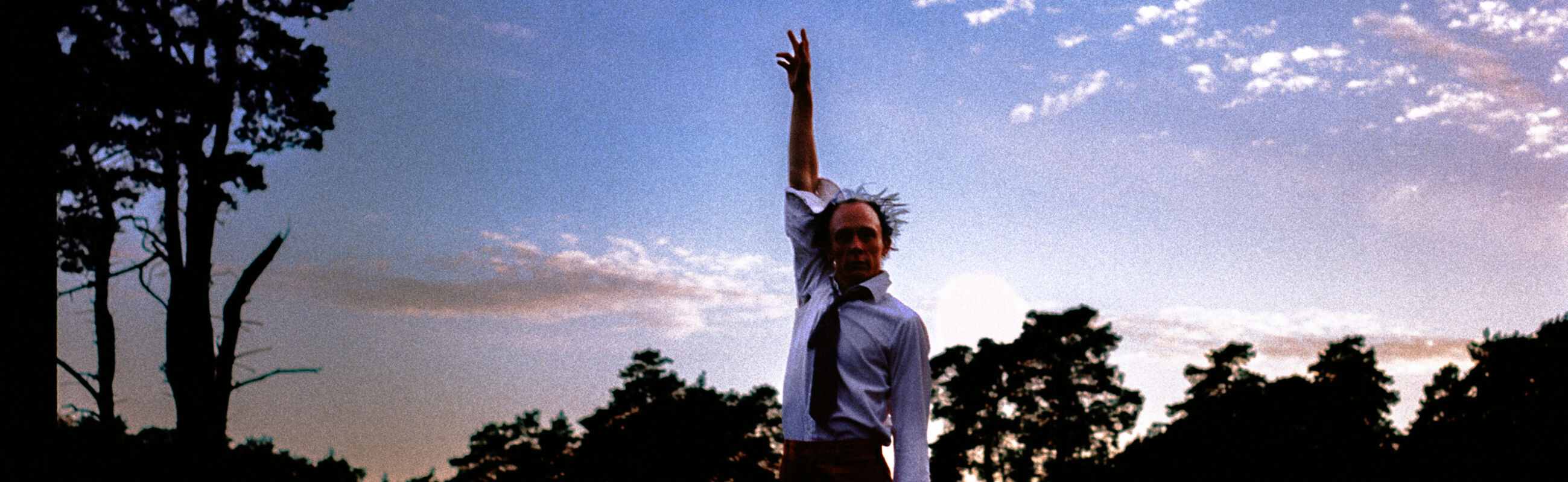 HUGO HAMLET PHOTO