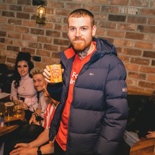 Drink some pints, answer some questions, win some Spoops- it's the Rescue Rooms Quiz! It's free to play, but we fill up fast so get here early to take advantage of happy hour and get yourself the big tables.

🌟 After the Quiz, stick around for Karaoke til late!